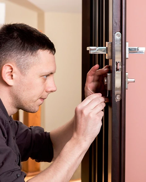 : Professional Locksmith For Commercial And Residential Locksmith Services in Pleasure Point, CA