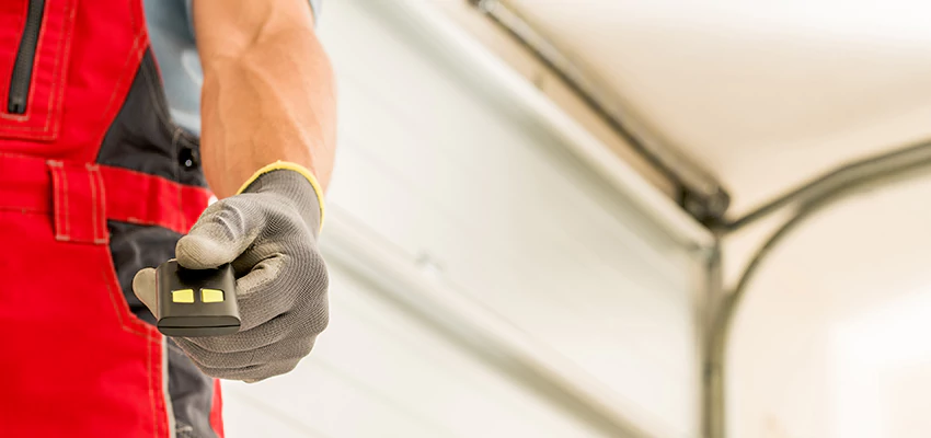 Residential Garage Door Security in Pleasure Point, California