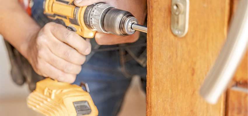 Emergency A1 Locksmith Services in Pleasure Point, California