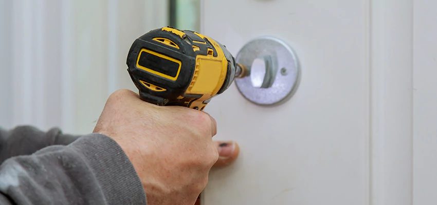 Street Locksmith For Smart Lock Repair in Pleasure Point, CA