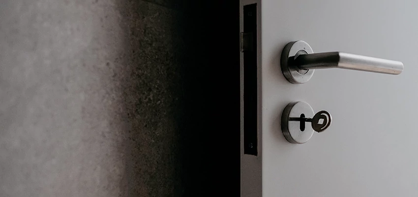 Front Door Handle Repair And Installation in Pleasure Point, CA